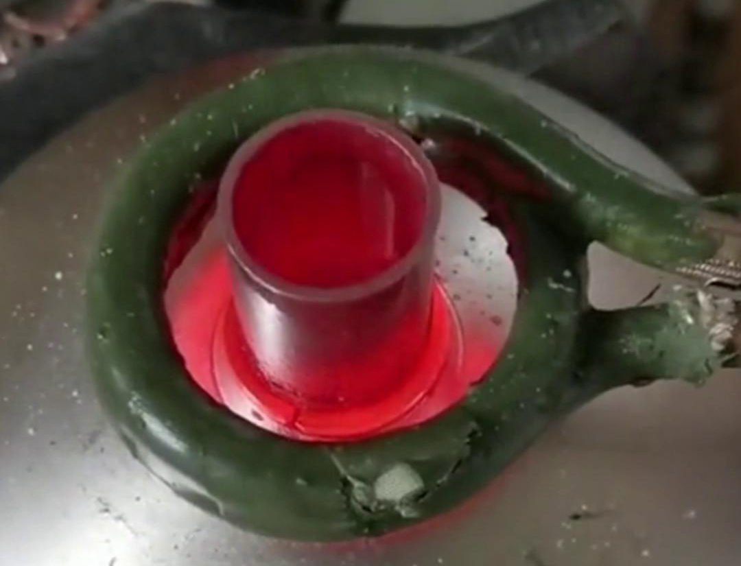 高頻焊機，不單純只是焊接銅管鋁管，還可以焊接不銹鋼鐵更各類異種金屬釬焊